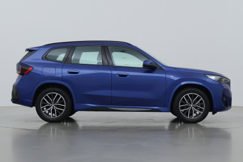 BMW X1 sDrive18i | M-Sport | Stoelverwarming | Camera | Apple Carplay | 18 Inch | Keyless