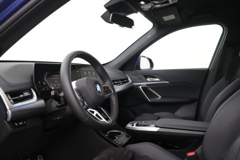 BMW X1 sDrive18i | M-Sport | Stoelverwarming | Camera | Apple Carplay | 18 Inch | Keyless