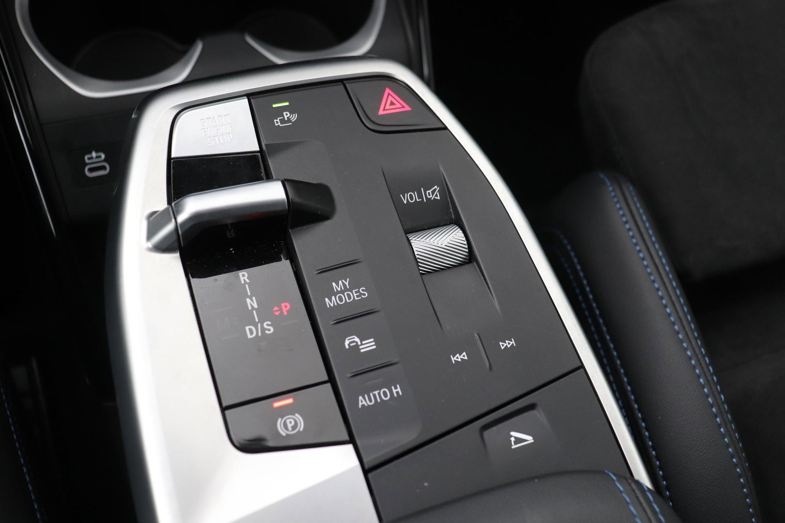 BMW X1 sDrive18i | M-Sport | Stoelverwarming | Camera | Apple Carplay | 18 Inch | Keyless