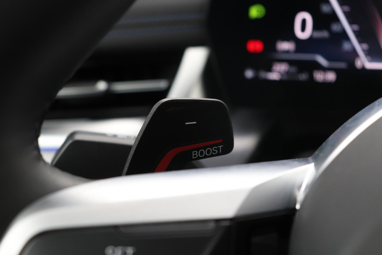 BMW X1 sDrive18i | M-Sport | Stoelverwarming | Camera | Apple Carplay | 18 Inch | Keyless