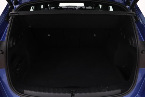 BMW X1 sDrive18i | M-Sport | Stoelverwarming | Camera | Apple Carplay | 18 Inch | Keyless