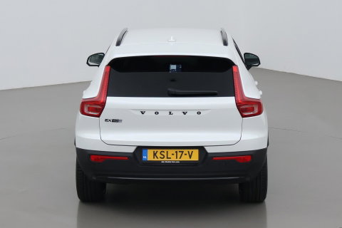 Volvo EX40 Extended Range Plus Black Edition 82 kWh | ACC | Harman/Kardon | 360° Camera | Stoel+Stuurverwarming | BLIS | 20 Inch
