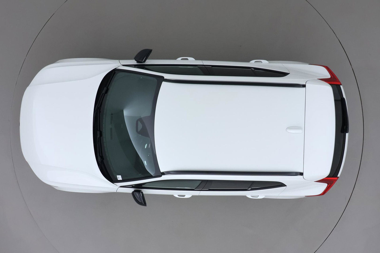 Volvo EX40 Extended Range Plus Black Edition 82 kWh | ACC | Harman/Kardon | 360° Camera | Stoel+Stuurverwarming | BLIS | 20 Inch