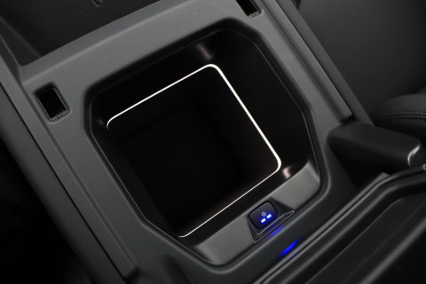 Land Rover Defender 2.0 P300e 110 X-Dynamic SE | FACELIFT | ACC | Panoramadak | ClearSight | Stoel+Stuurverwarming | Trekhaak