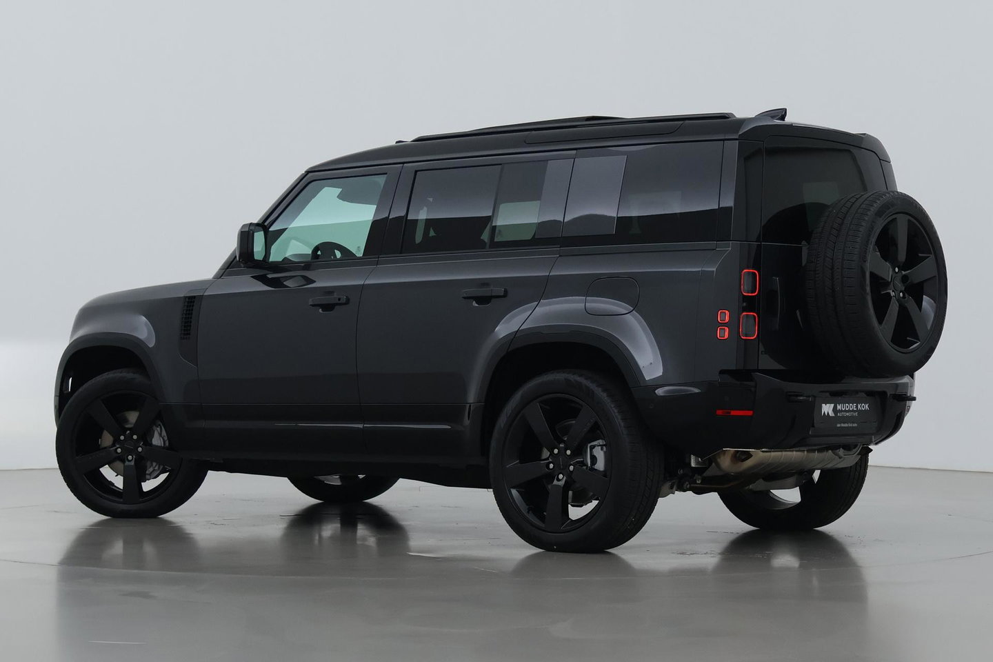 Land Rover Defender 2.0 P300e 110 X-Dynamic SE | FACELIFT | ACC | Panoramadak | ClearSight | Stoel+Stuurverwarming | Trekhaak