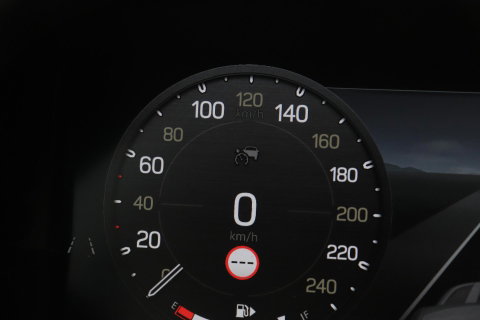 Land Rover Defender 2.0 P300e 110 X-Dynamic SE | FACELIFT | ACC | Panoramadak | ClearSight | Stoel+Stuurverwarming | Trekhaak