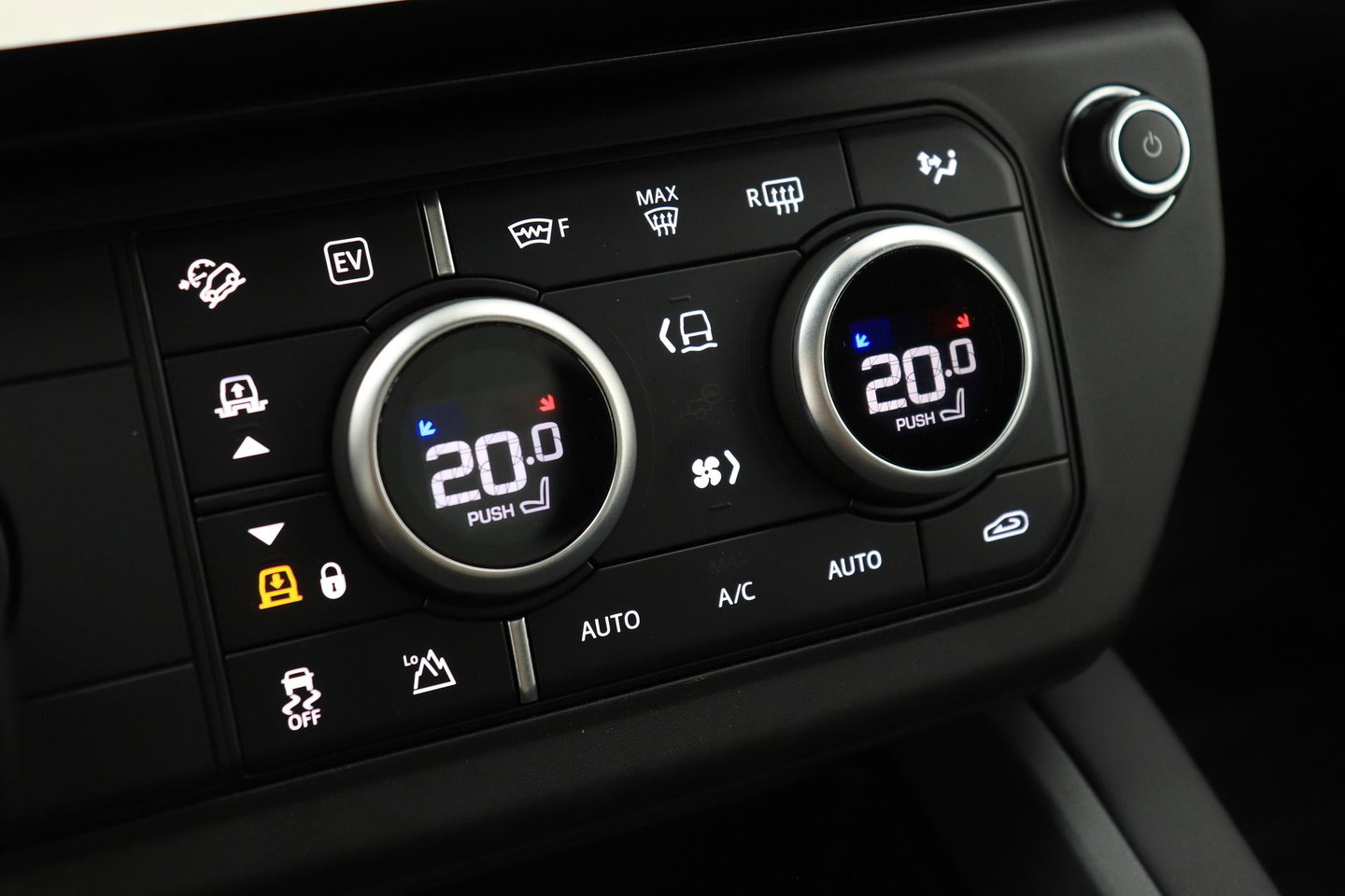 Land Rover Defender 2.0 P300e 110 X-Dynamic SE | FACELIFT | ACC | Panoramadak | ClearSight | Stoel+Stuurverwarming | Trekhaak