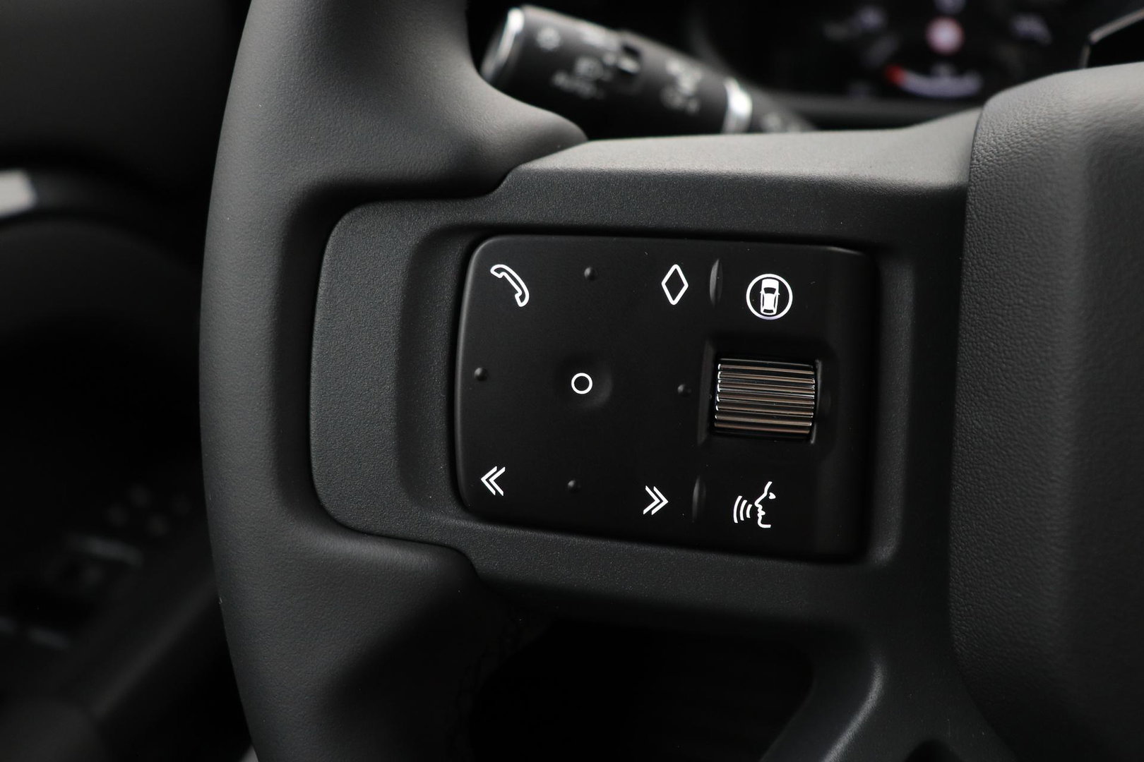 Land Rover Defender 2.0 P300e 110 X-Dynamic SE | FACELIFT | ACC | Panoramadak | ClearSight | Stoel+Stuurverwarming | Trekhaak