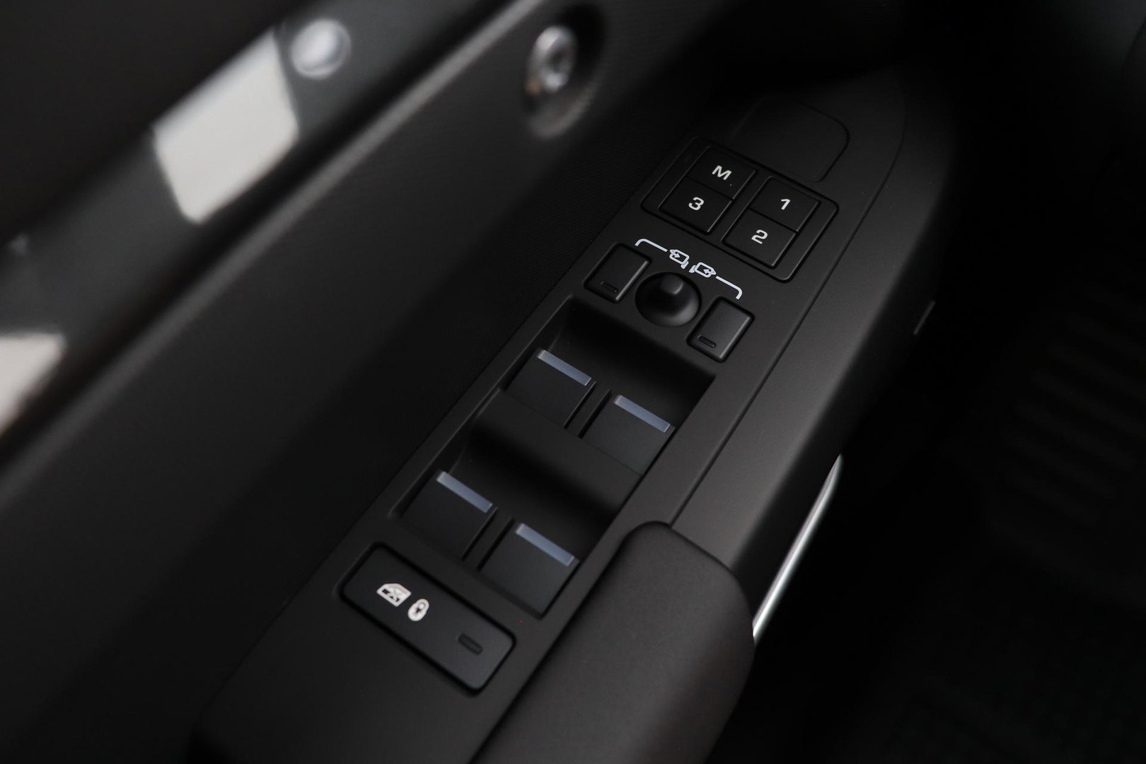 Land Rover Defender 2.0 P300e 110 X-Dynamic SE | FACELIFT | ACC | Panoramadak | ClearSight | Stoel+Stuurverwarming | Trekhaak