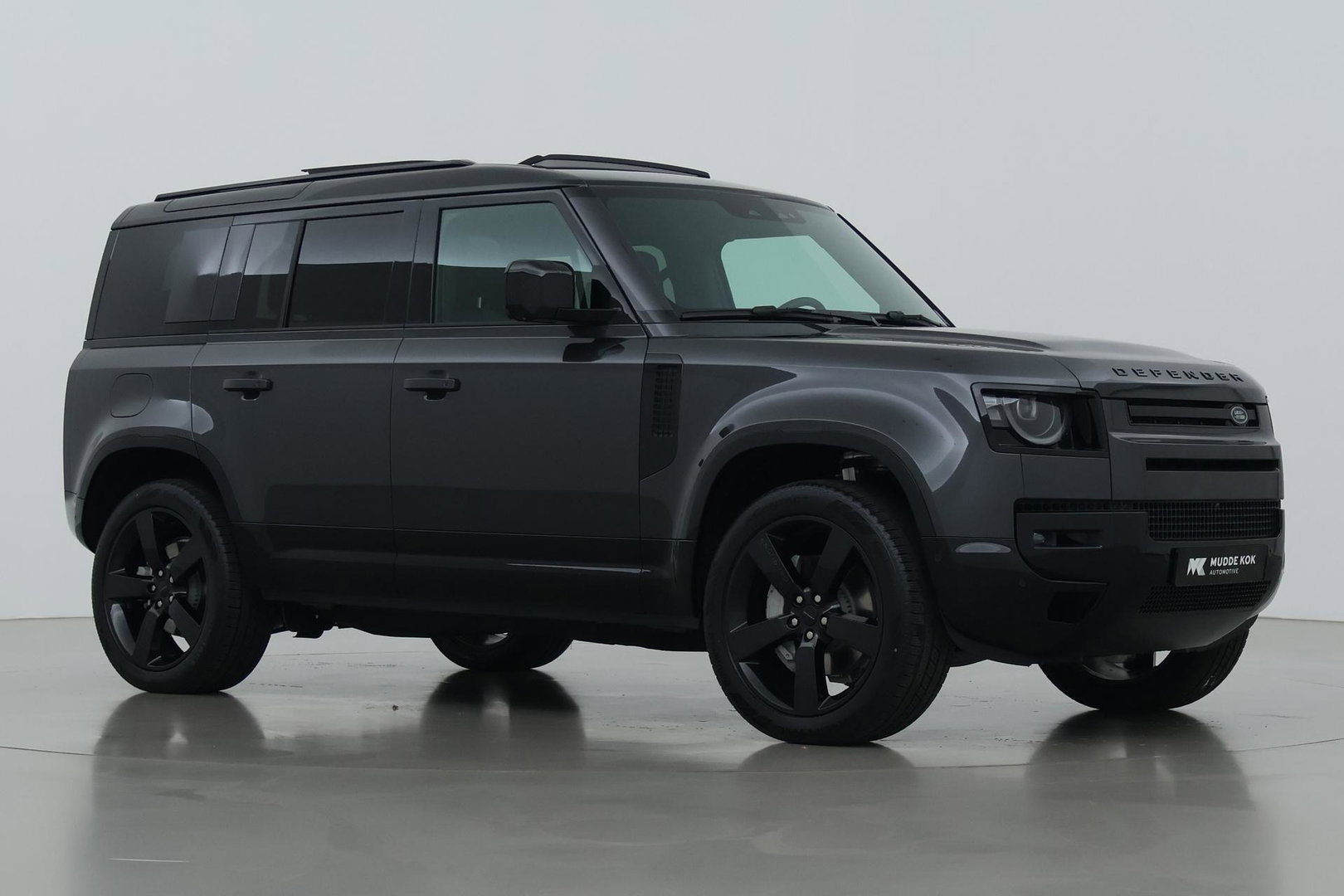 Land Rover Defender 2.0 P300e 110 X-Dynamic SE | FACELIFT | ACC | Panoramadak | ClearSight | Stoel+Stuurverwarming | Trekhaak