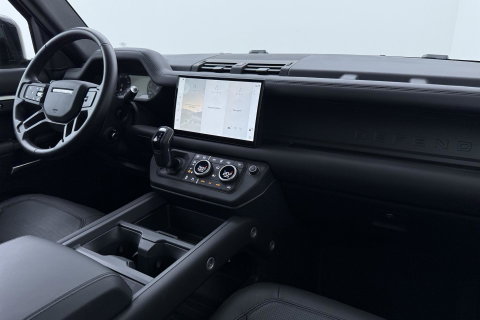 Land Rover Defender 110 2.0 P300e 110 X-Dynamic HSE | ACC | ClearSight | Trekhaak | Luchtvering | Panoramadak | Meridian Surround | 360° Camera | Ventilatie