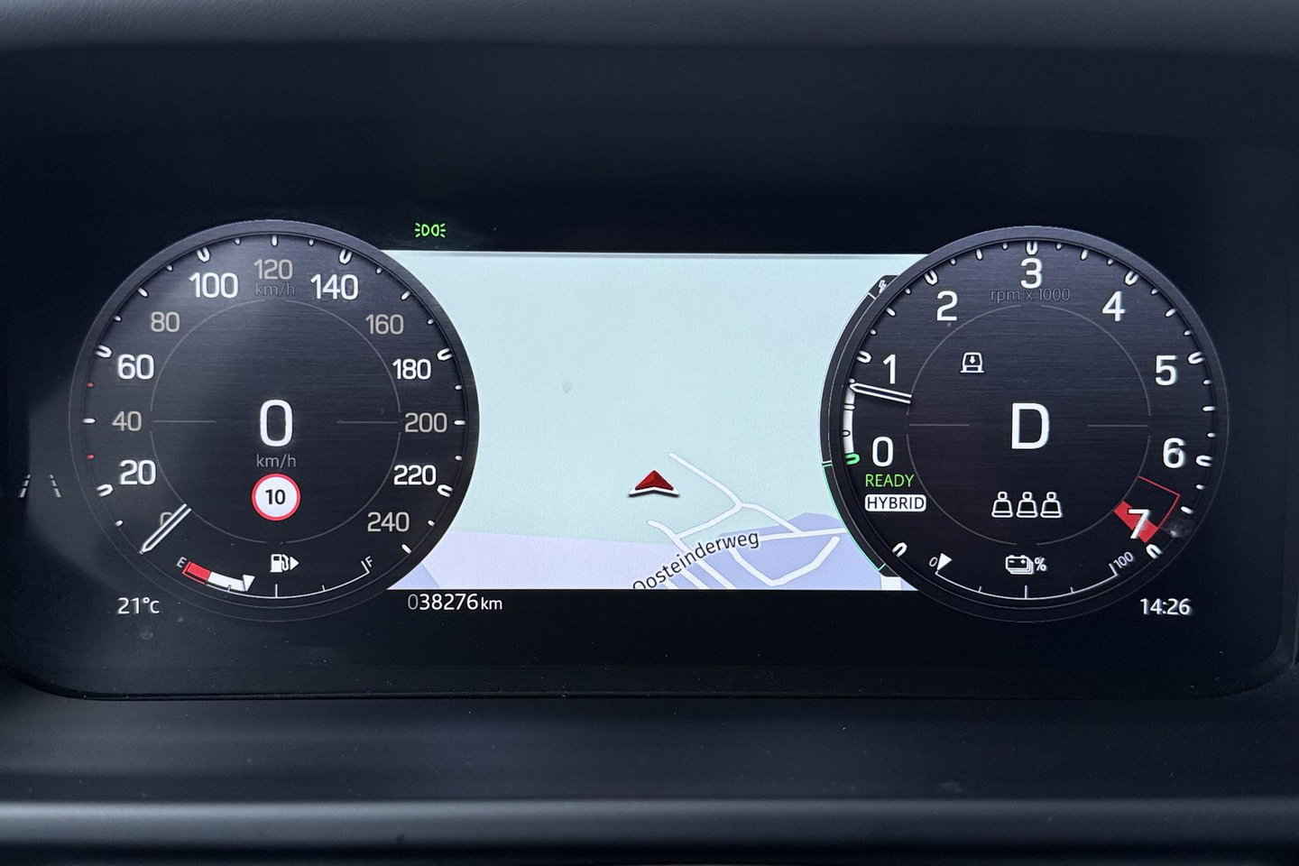 Land Rover Defender 110 2.0 P300e 110 X-Dynamic HSE | ACC | ClearSight | Trekhaak | Luchtvering | Panoramadak | Meridian Surround | 360° Camera | Ventilatie