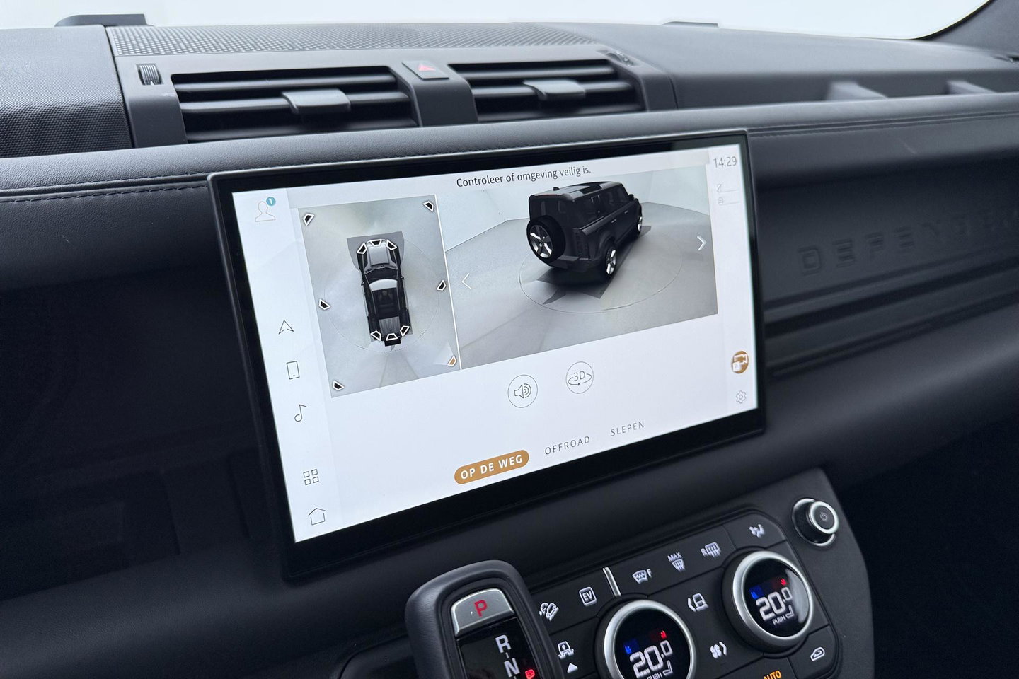 Land Rover Defender 110 2.0 P300e 110 X-Dynamic HSE | ACC | ClearSight | Trekhaak | Luchtvering | Panoramadak | Meridian Surround | 360° Camera | Ventilatie