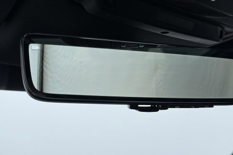 Land Rover Defender 110 2.0 P300e 110 X-Dynamic HSE | ACC | ClearSight | Trekhaak | Luchtvering | Panoramadak | Meridian Surround | 360° Camera | Ventilatie