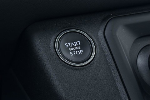 Land Rover Defender 110 2.0 P300e 110 X-Dynamic HSE | ACC | ClearSight | Trekhaak | Luchtvering | Panoramadak | Meridian Surround | 360° Camera | Ventilatie