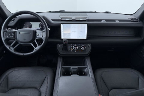 Land Rover Defender 110 2.0 P300e 110 X-Dynamic HSE | ACC | ClearSight | Trekhaak | Luchtvering | Panoramadak | Meridian Surround | 360° Camera | Ventilatie