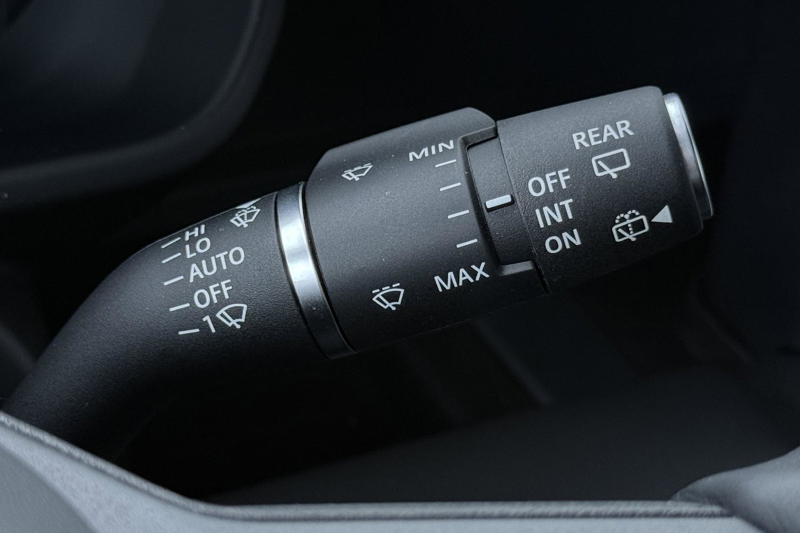 Land Rover Defender 110 2.0 P300e 110 X-Dynamic HSE | ACC | ClearSight | Trekhaak | Luchtvering | Panoramadak | Meridian Surround | 360° Camera | Ventilatie