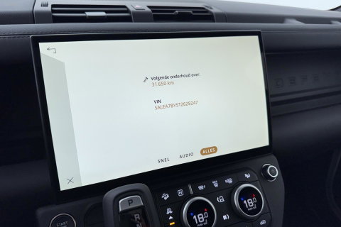 Land Rover Defender 2.0 P300e 110 X-Dynamic SE | FACELIFT | ACC | Panoramadak | ClearSight | Stoel+Stuurverwarming | Trekhaak