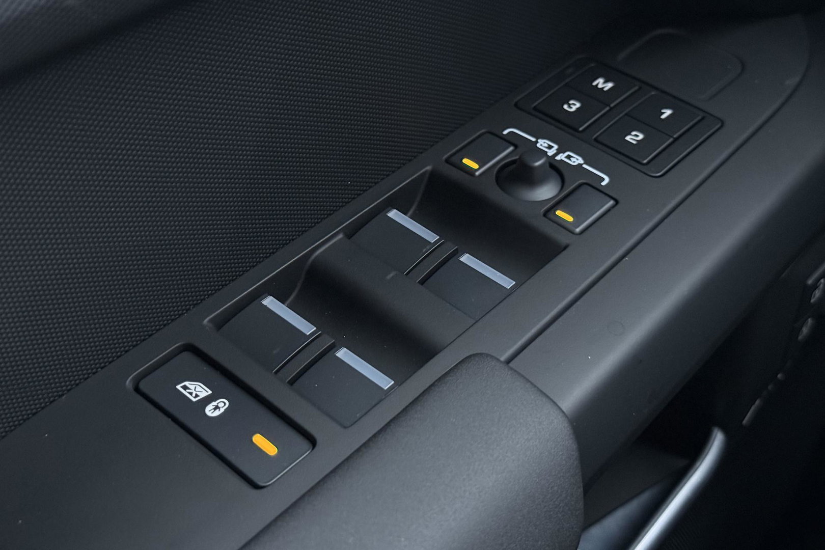 Land Rover Defender 2.0 P300e 110 X-Dynamic SE | FACELIFT | ACC | Panoramadak | ClearSight | Stoel+Stuurverwarming | Trekhaak