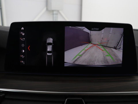 BMW 5 Serie 530e iPerformance High Executive | Leder | Elektrische stoelen | Stoelverwarming | Sfeerverlichting | Adaptive cruise | Carplay | Climate control | Camera | Park assist | PHEV