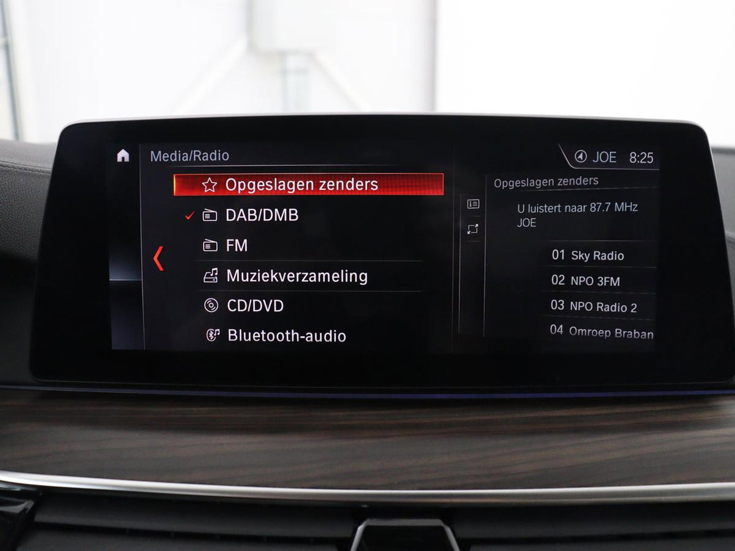 BMW 5 Serie 530e iPerformance High Executive | Leder | Elektrische stoelen | Stoelverwarming | Sfeerverlichting | Adaptive cruise | Carplay | Climate control | Camera | Park assist | PHEV