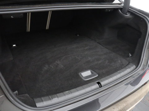 BMW 5 Serie 530e iPerformance High Executive | Leder | Elektrische stoelen | Stoelverwarming | Sfeerverlichting | Adaptive cruise | Carplay | Climate control | Camera | Park assist | PHEV