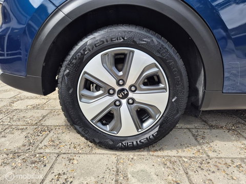 Kia Niro 1.6 GDi Hybrid DynamicLine, Trekhaak, Dealer onderhouden!