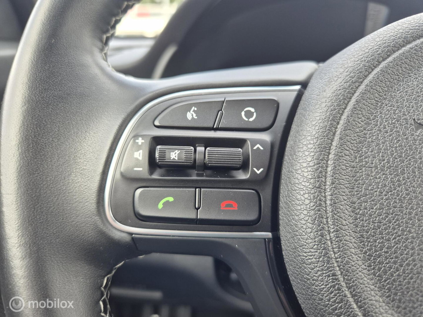 Kia Niro 1.6 GDi Hybrid DynamicLine, Trekhaak, Dealer onderhouden!