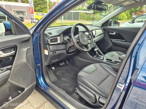 Kia Niro 1.6 GDi Hybrid DynamicLine, Trekhaak, Dealer onderhouden!