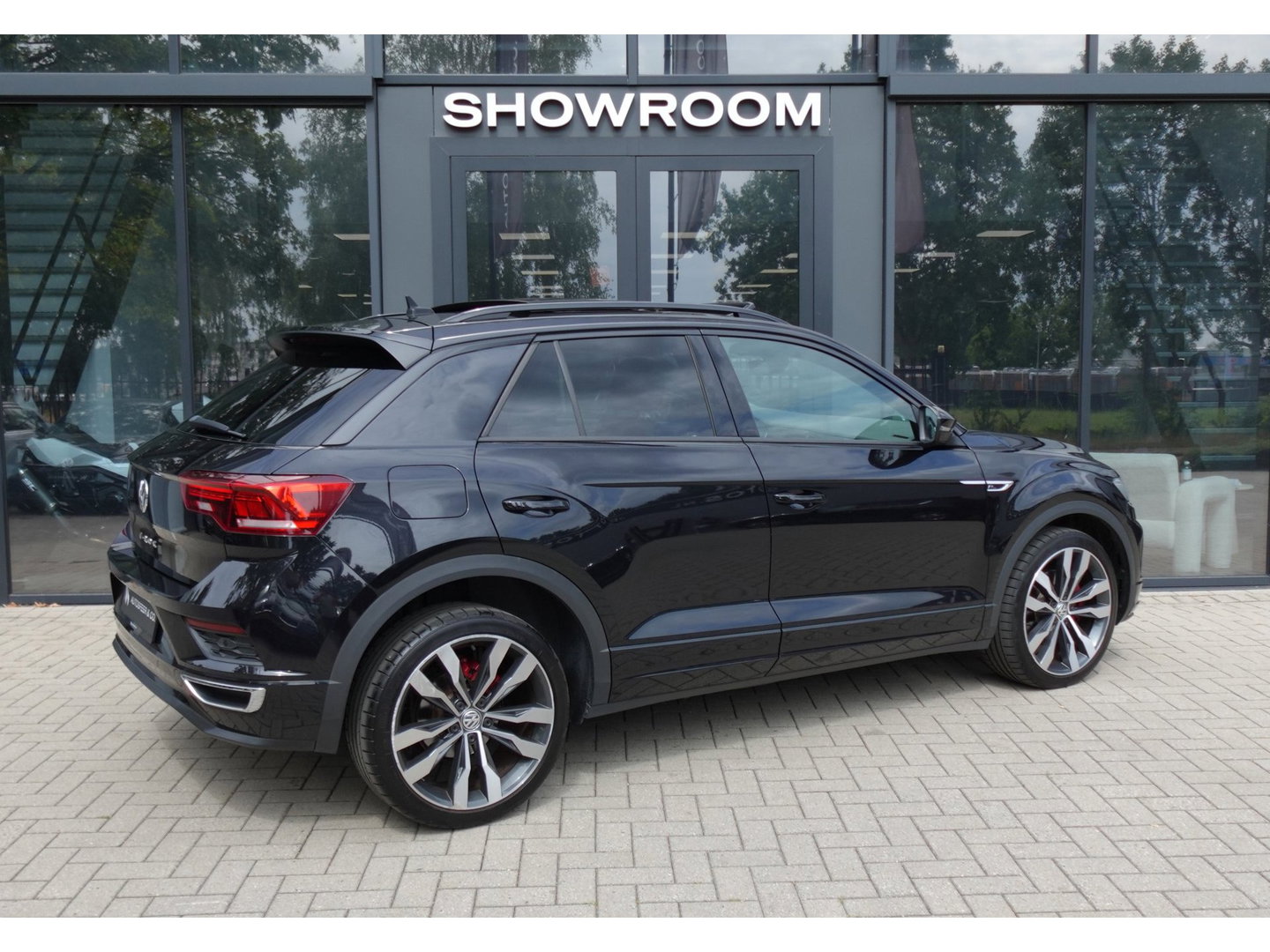 Volkswagen T-Roc 1.5 TSI Sport Business R PANO CAM ACC
