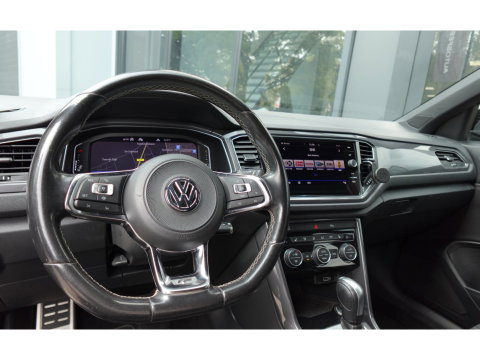 Volkswagen T-Roc 1.5 TSI Sport Business R PANO CAM ACC