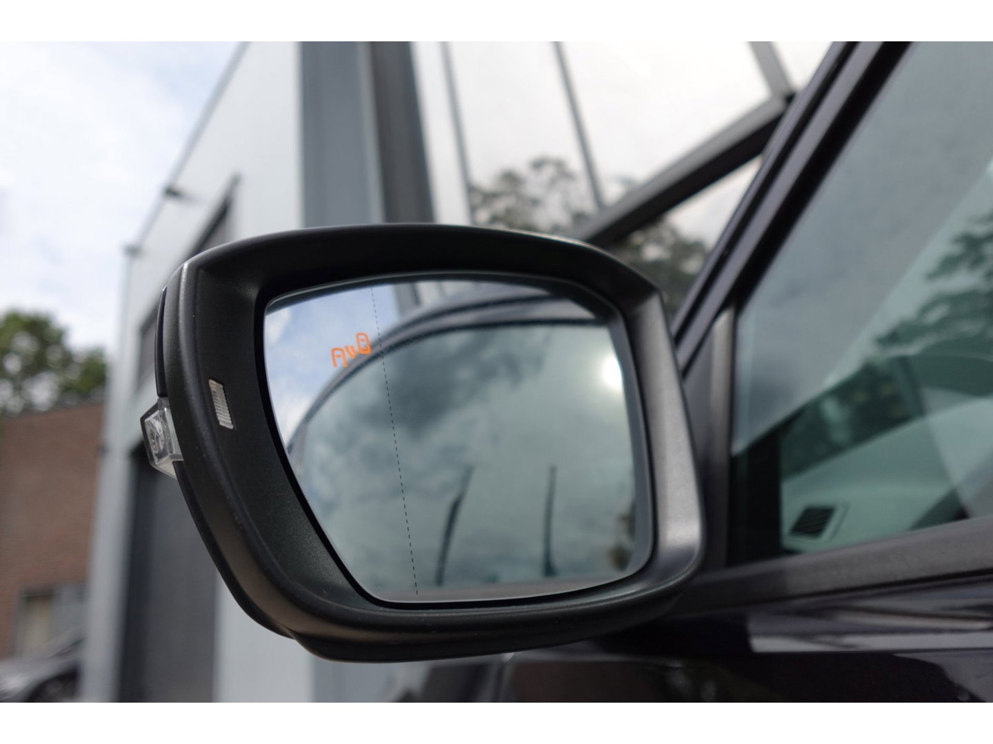Volkswagen T-Roc 1.5 TSI Sport Business R PANO CAM ACC