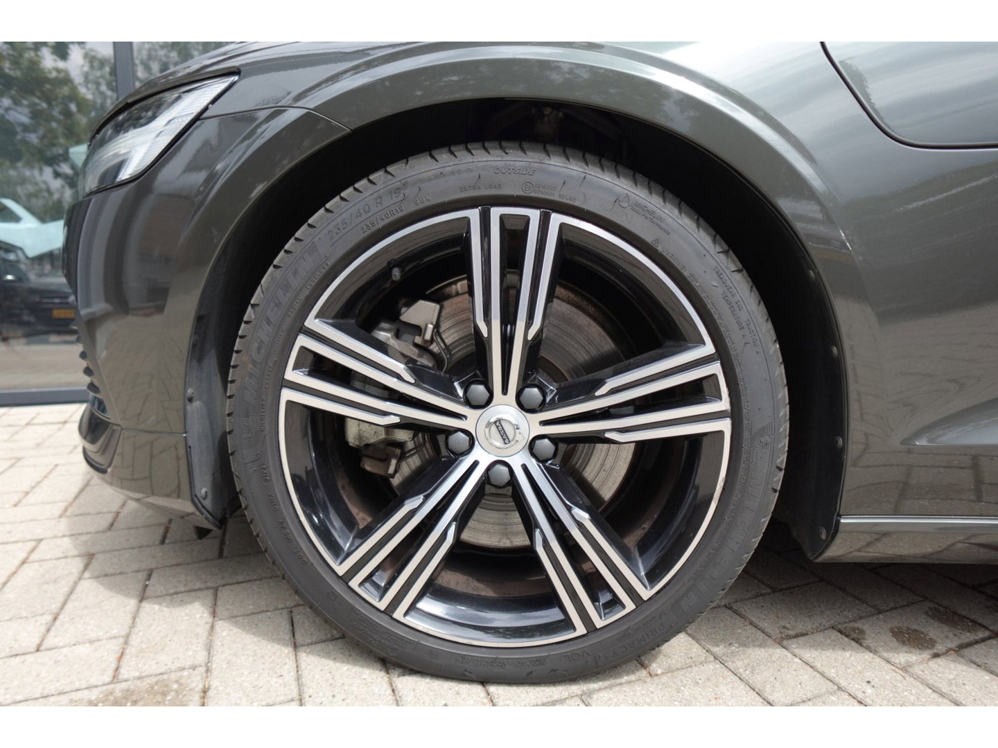 Volvo V60 2.0 T8 Twin Engine AWD Inscription PANO KEYLESS