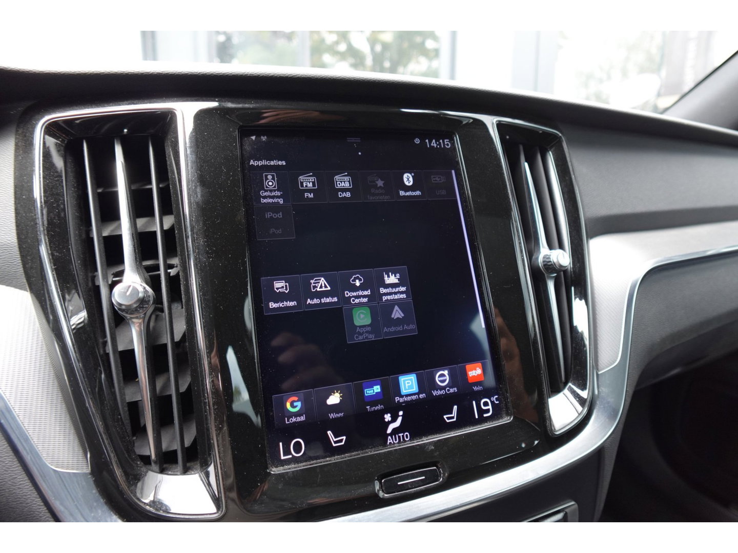 Volvo V60 2.0 T8 Twin Engine AWD Inscription PANO KEYLESS