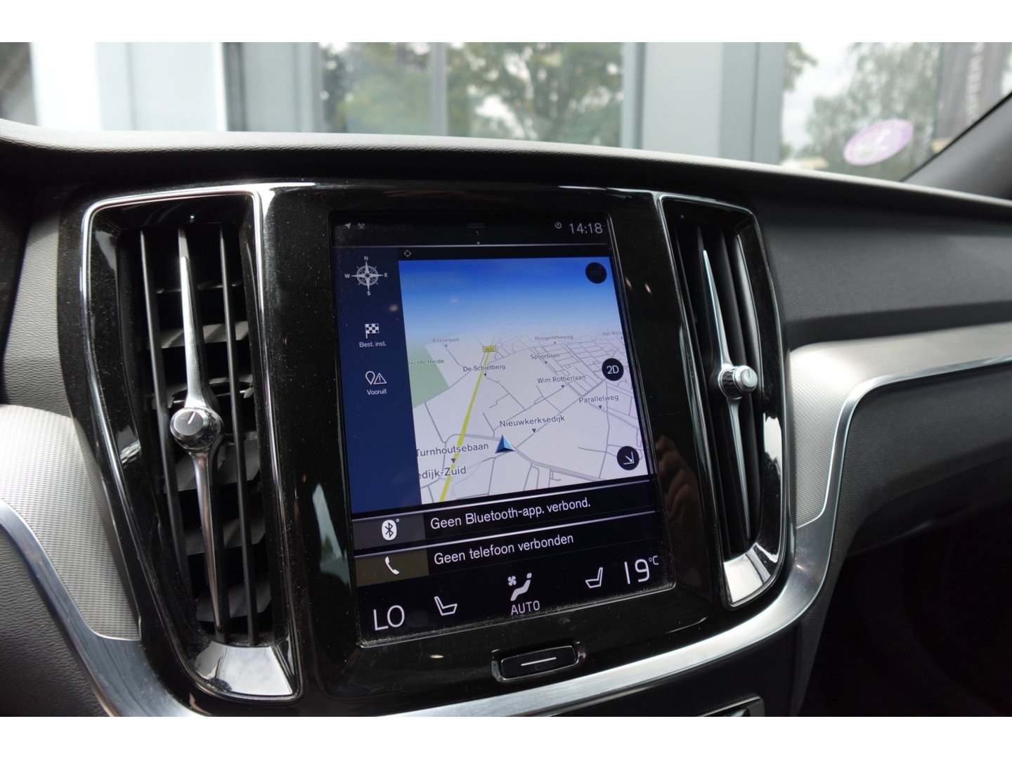 Volvo V60 2.0 T8 Twin Engine AWD Inscription PANO KEYLESS