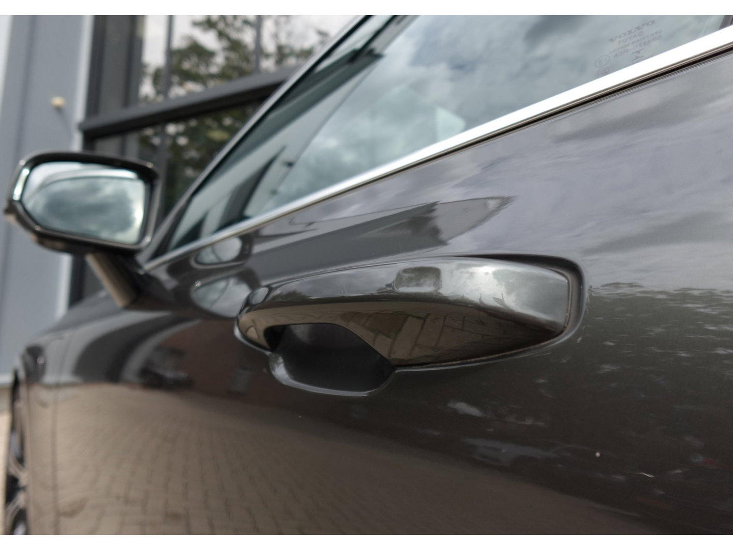 Volvo V60 2.0 T8 Twin Engine AWD Inscription PANO KEYLESS