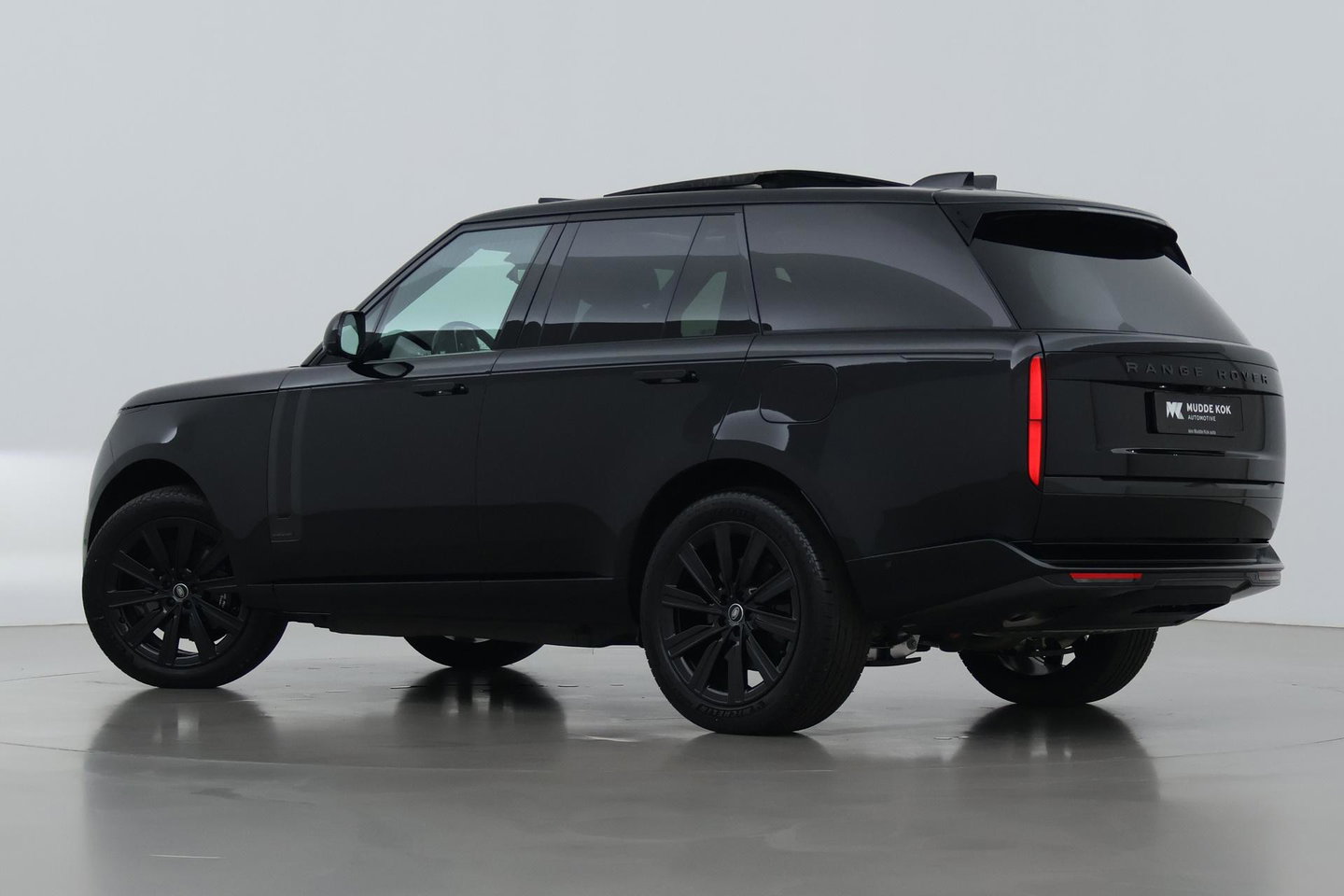 Land Rover Range Rover 3.0 P550e Autobiography PHEV | Executive Class Seats | Meridian Signature | Massage+Ventilatie | Trekhaak | ClearSight