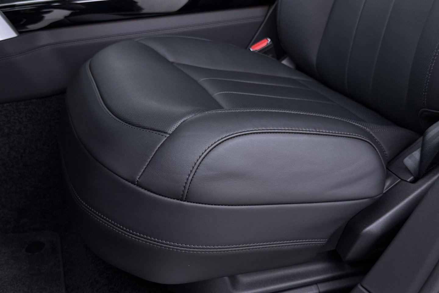 Land Rover Range Rover 3.0 P550e Autobiography PHEV | Executive Class Seats | Meridian Signature | Massage+Ventilatie | Trekhaak | ClearSight