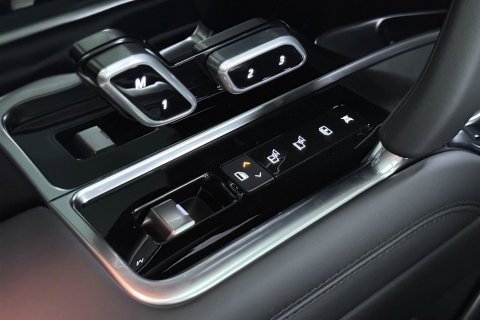 Land Rover Range Rover 3.0 P550e Autobiography PHEV | Executive Class Seats | Meridian Signature | Massage+Ventilatie | Trekhaak | ClearSight