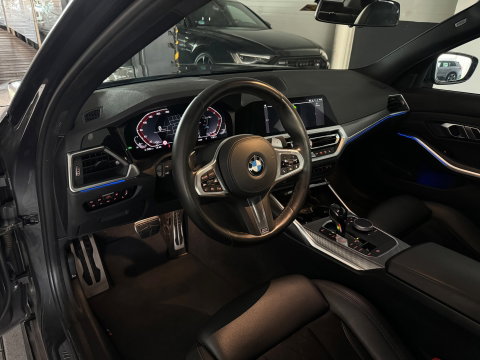 BMW 3-serie 330i High Executive Laser|Stoelverwarming|Carplay|Sfeer