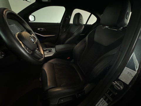 BMW 3-serie 330i High Executive Laser|Stoelverwarming|Carplay|Sfeer