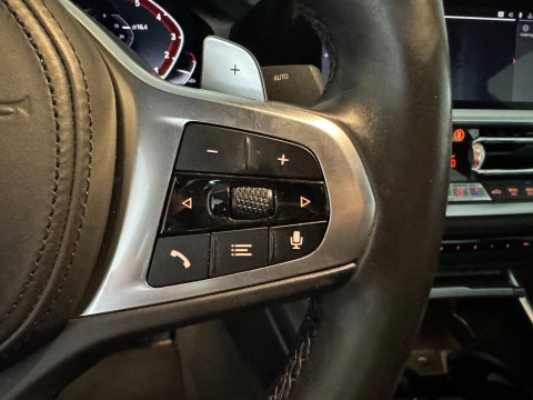 BMW 3-serie 330i High Executive Laser|Stoelverwarming|Carplay|Sfeer