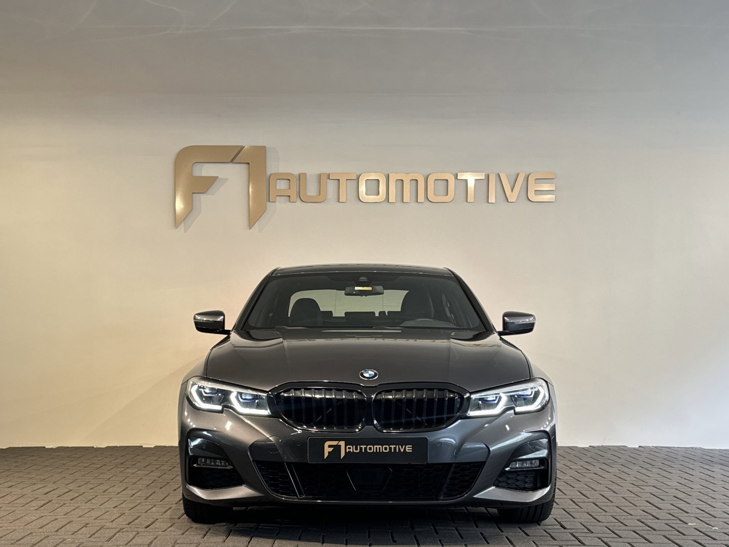 BMW 3-serie 330i High Executive Laser|Stoelverwarming|Carplay|Sfeer