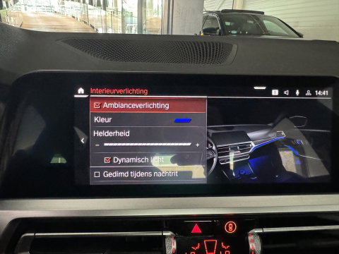 BMW 3-serie 330i High Executive Laser|Stoelverwarming|Carplay|Sfeer