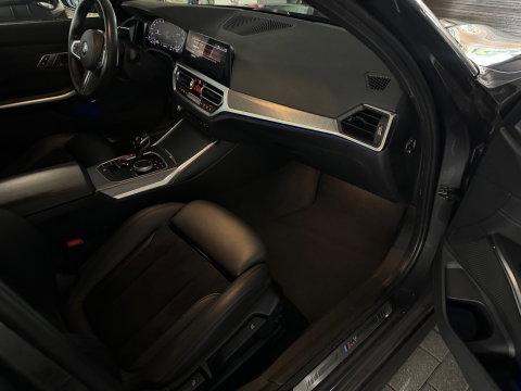 BMW 3-serie 330i High Executive Laser|Stoelverwarming|Carplay|Sfeer