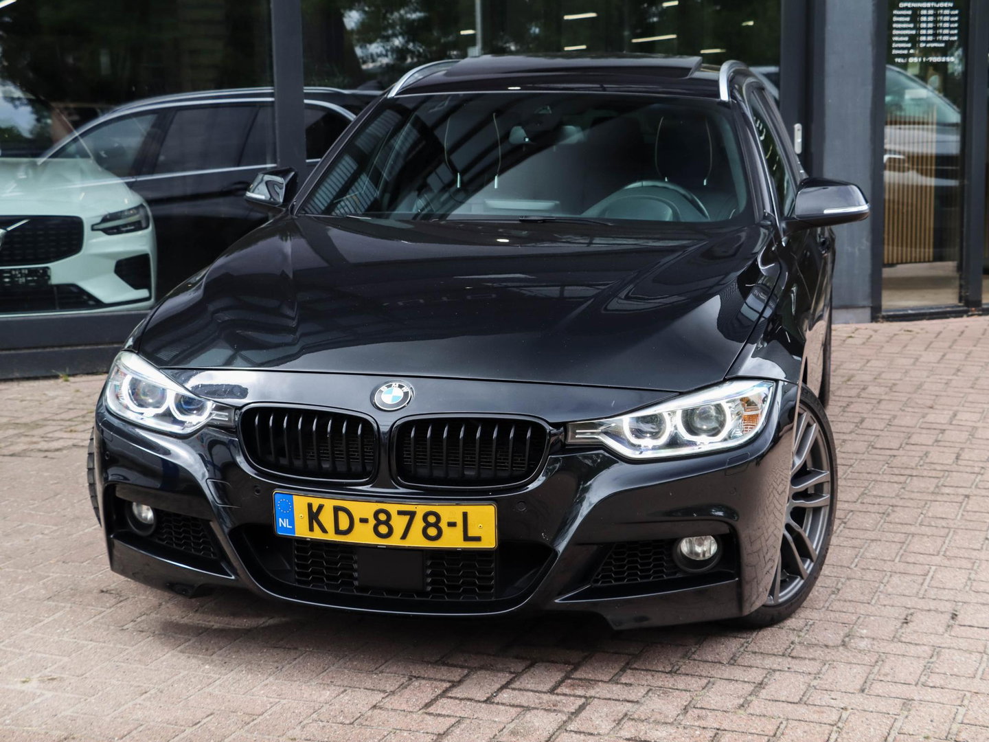 BMW 3 Serie Touring 335i xDrive M Sport High Exec. 360 Cam Pano HeadUp Trekhaak afneembaar