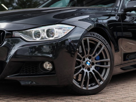 BMW 3 Serie Touring 335i xDrive M Sport High Exec. 360 Cam Pano HeadUp Trekhaak afneembaar