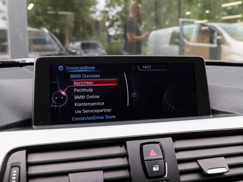 BMW 3 Serie Touring 335i xDrive M Sport High Exec. 360 Cam Pano HeadUp Trekhaak afneembaar
