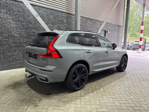 Volvo XC60 T6 Plug-in hybrid Plus Black Edition | ACC | Bowers&Wilkins | Panoramadak | Trekhaak | 360° Camera | Massage+Ventilatie | Head-Up | 21 Inch