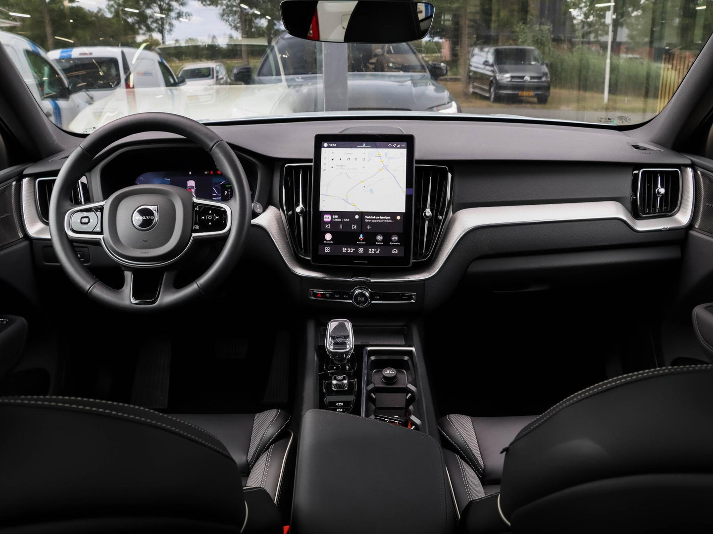 Volvo XC60 T6 Plus Black Edition 360 HeadUp Elek.Trekhaak Pano 21''